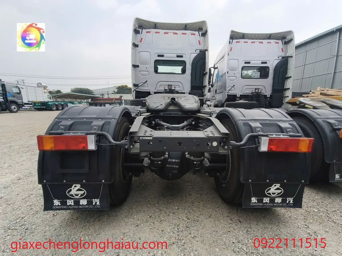 gi&aacute; xe chenglong