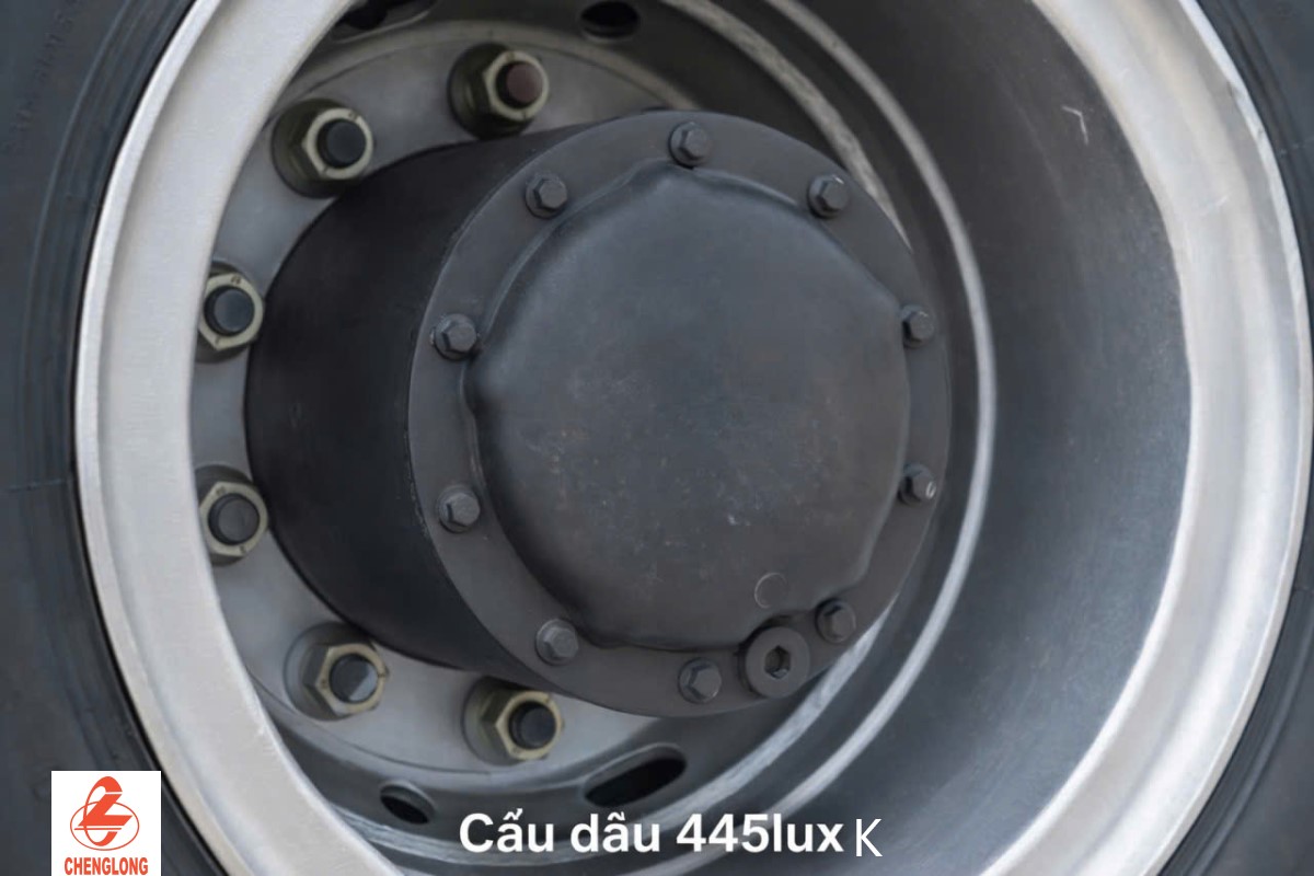 cầu dầu đầu k&eacute;o Chenglong 445