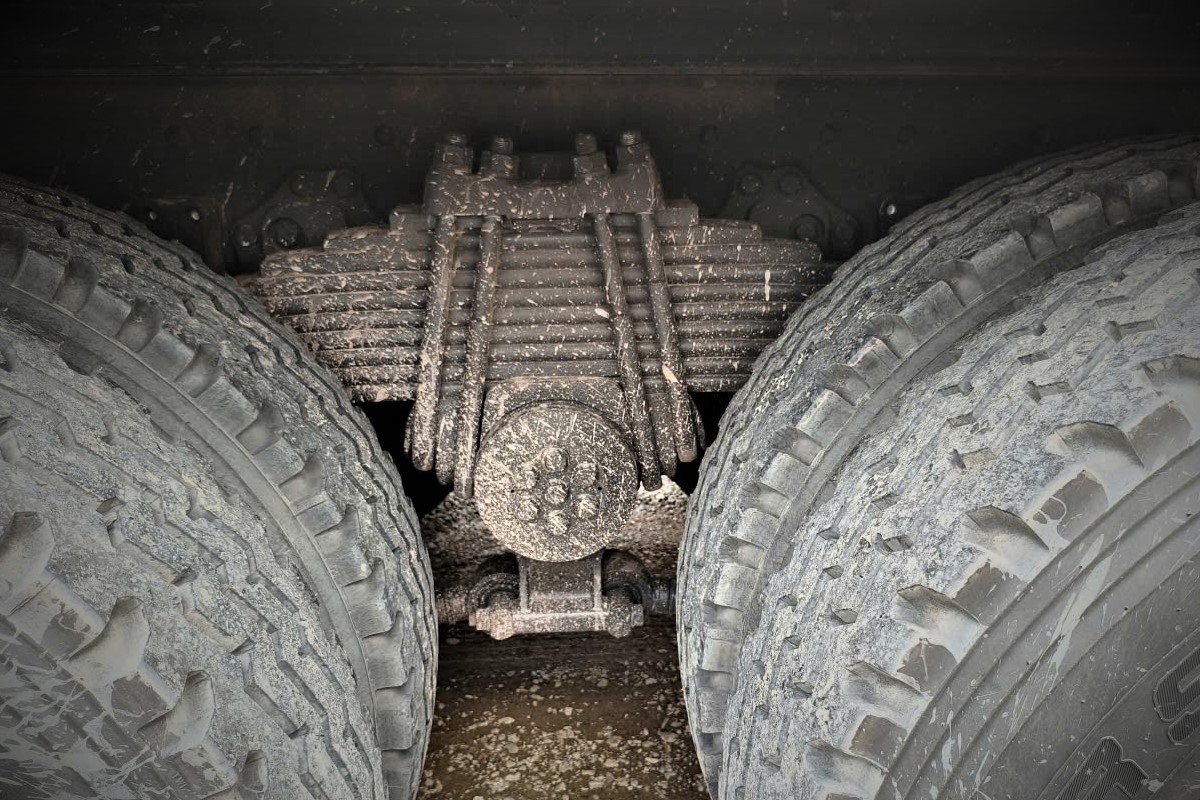 nh&iacute;p xe 17,9 tấn