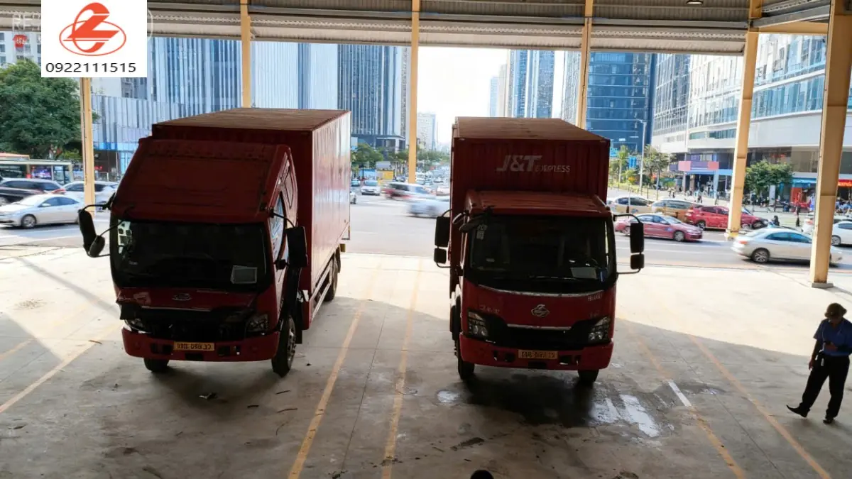 Xe Tải Thùng ChengLong 2 Chân